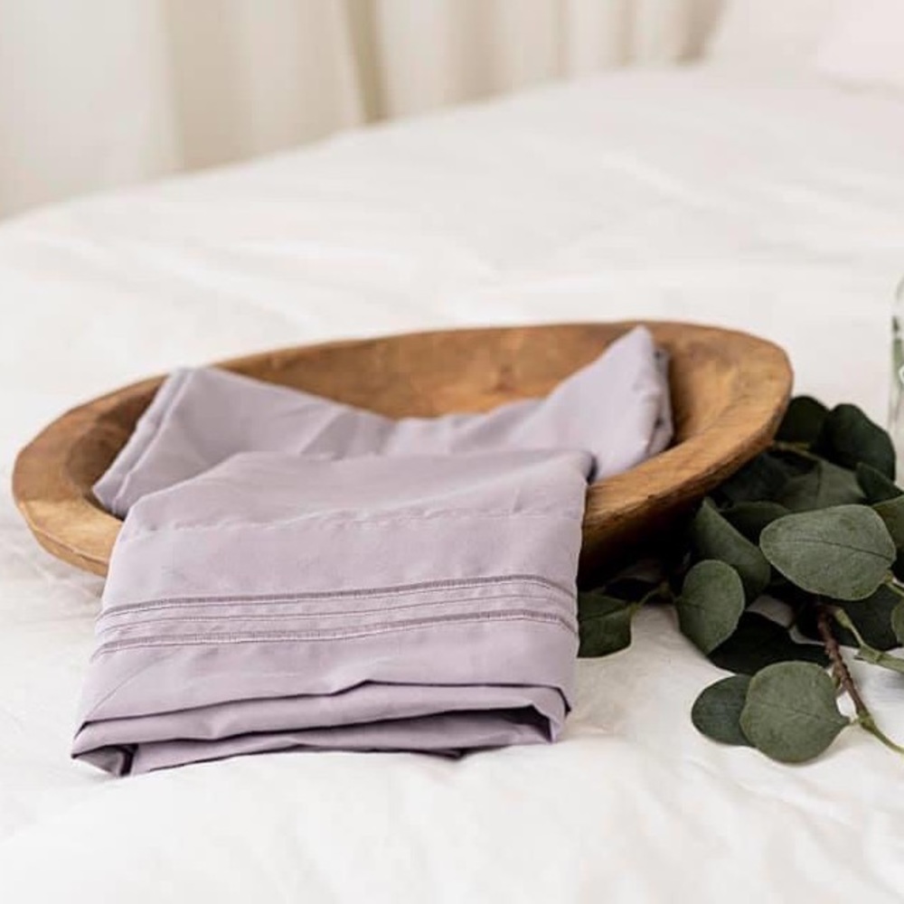 ✨SALE✨Queen 6pc Lavender Bedsheets - Picture 2 of 6